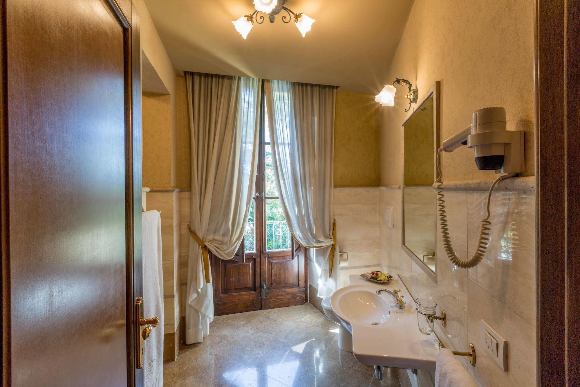 Corte Dei Tini Villa Vomano Luaran gambar