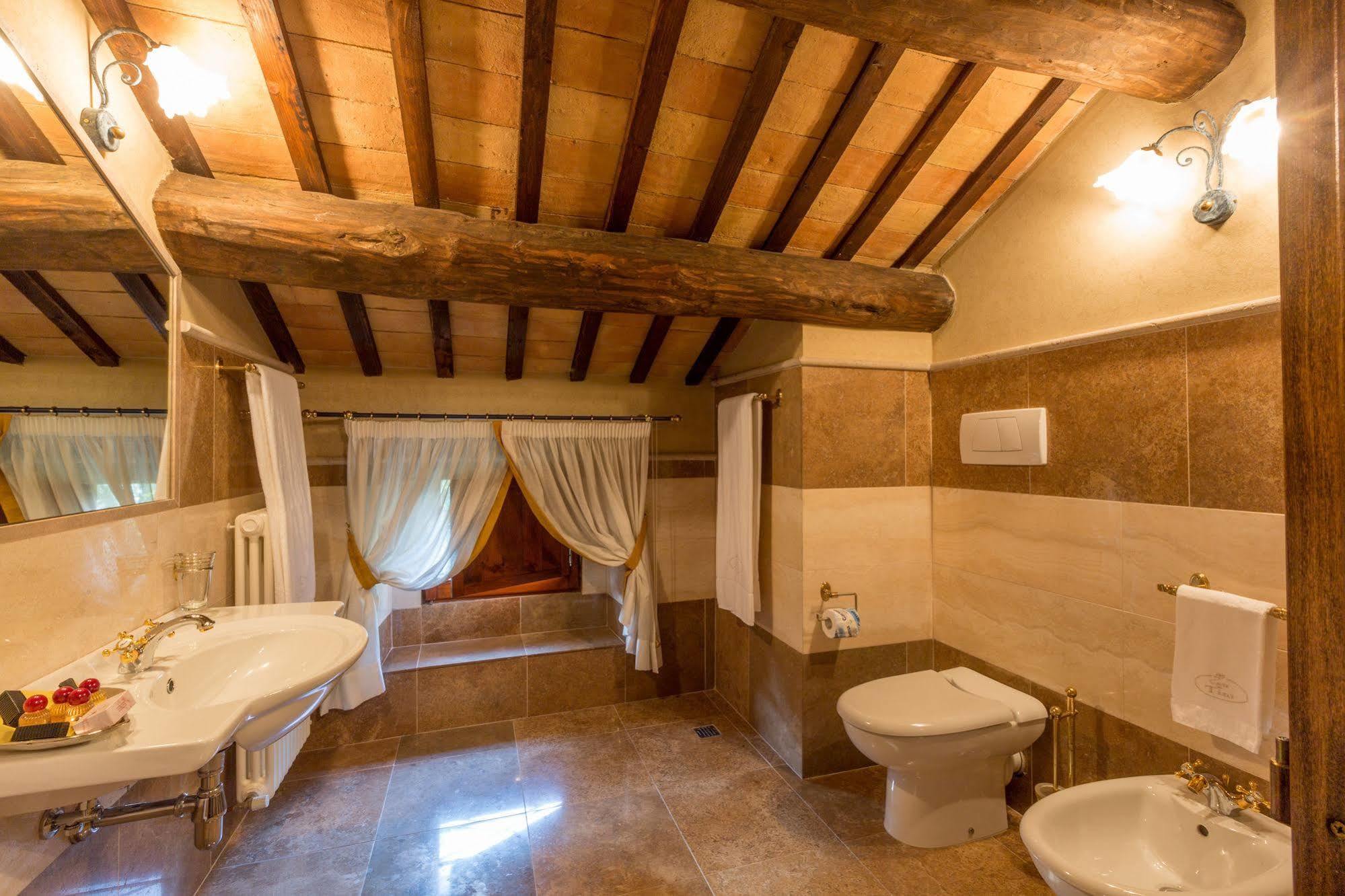 Corte Dei Tini Villa Vomano Luaran gambar