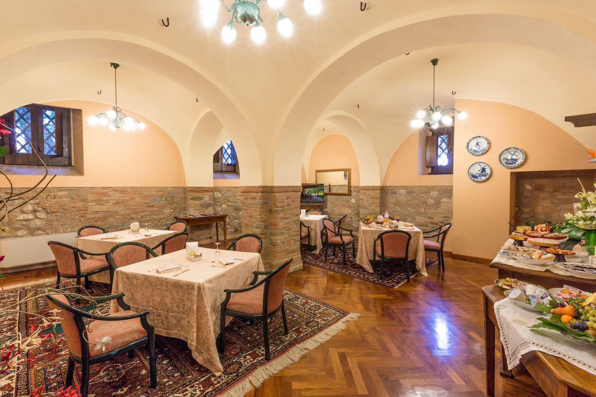 Corte Dei Tini Villa Vomano Luaran gambar