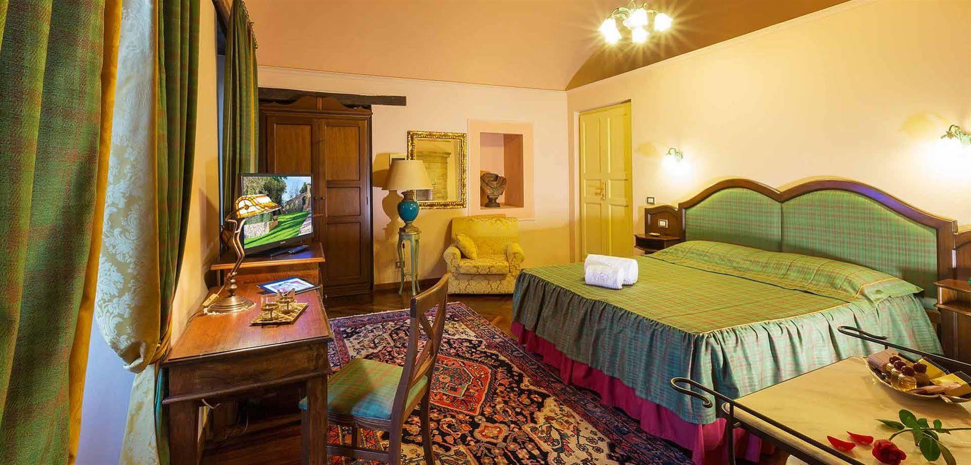 Corte Dei Tini Villa Vomano Luaran gambar