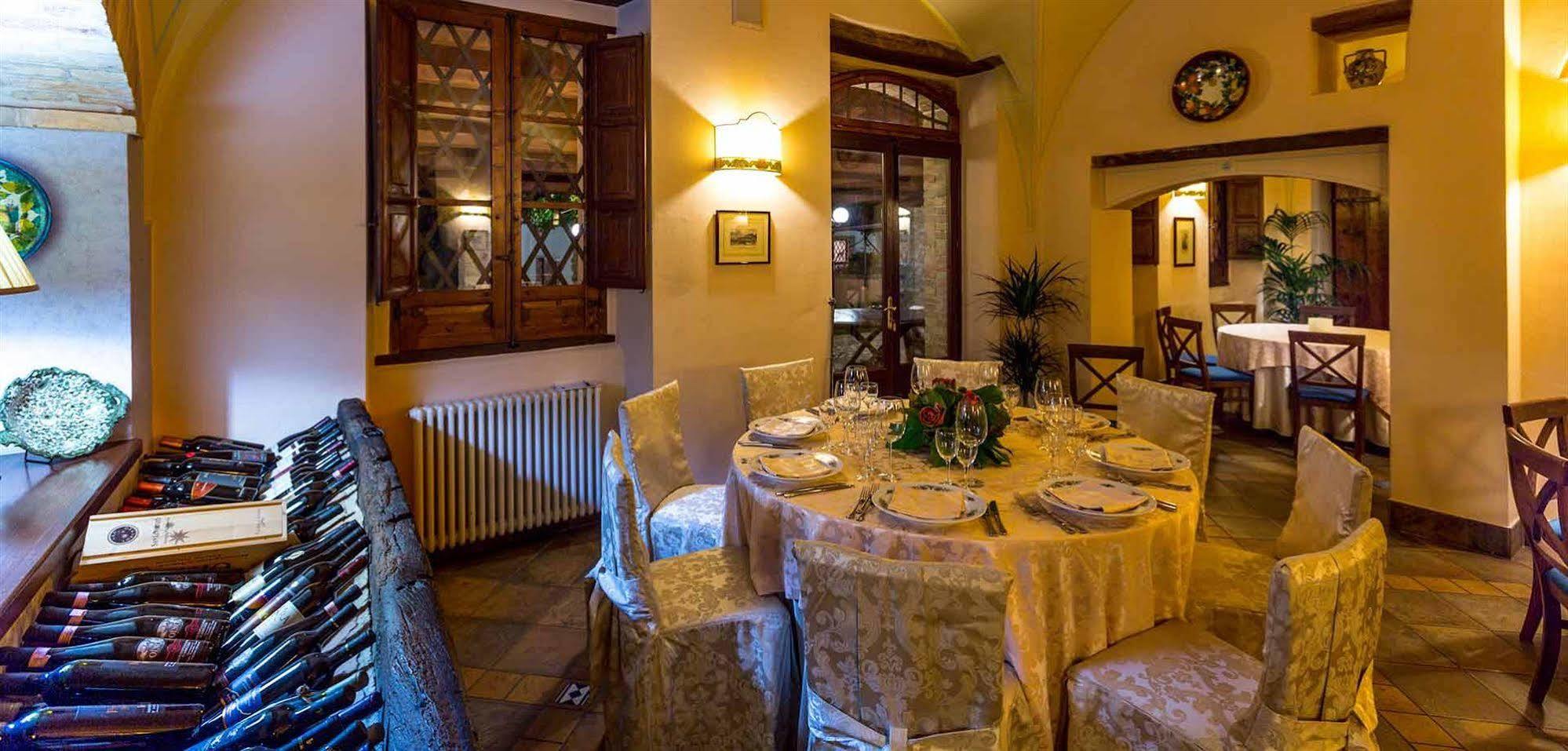 Corte Dei Tini Villa Vomano Luaran gambar